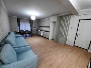 Apartament 2 cam. !!