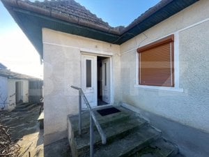 Casa In Blaj, 70 mp si teren de 330 mp