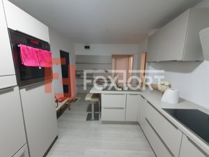 Apartament de vanzare, 3 camere, etaj 1 - Dambovita - imagine 19