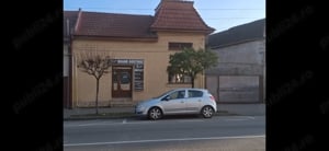 Imobil de vanzare,  fostul atelier foto Stanoiu 