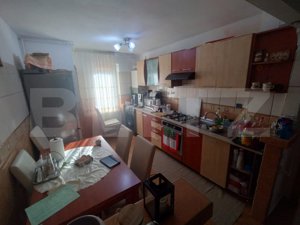 Apartament 3 camere,65mp,decomandat,parter inalt,parcare,zona noua,oras Beclean - imagine 6