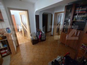 Apartament 3 camere,65mp,decomandat,parter inalt,parcare,zona noua,oras Beclean - imagine 2