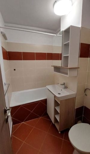 GARSONIERA IANCULUI, METROU 5 MIN, RENOVAT TOTAL, BUCATARIE INCHISA - imagine 11