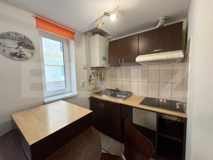 Apartament 2 camere, dispus pe 2 nivele, 40 mp, zona Stefan cel Mare - imagine 2