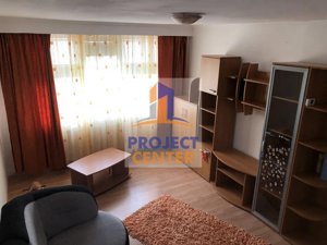 Apartament 3 camere, decomandat, cu balcon, Trivale