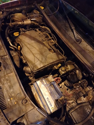  Motor Logan  12 benzina