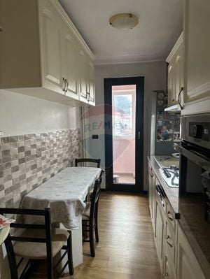 Apartament cu 3 camere de vânzare în zona Central - imagine 12