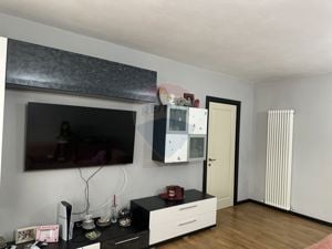 Apartament cu 3 camere de vânzare în zona Central - imagine 4