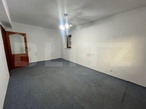 Apartament cu 3 camere la parter, 74 mp, pretabil spațiu comercial, central - imagine 7