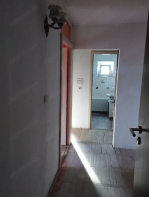 Apartament 3 camere decomandat cu centrala 70 mp