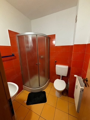 proprietar inchiriez apartamente cu o camera - imagine 4