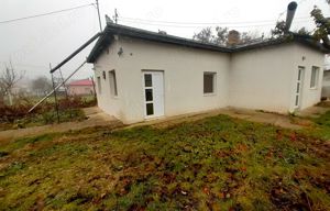 Casă în Botoșani-loc de casa - imagine 6