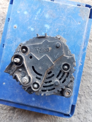 alternator opel frontera  motor 2,2