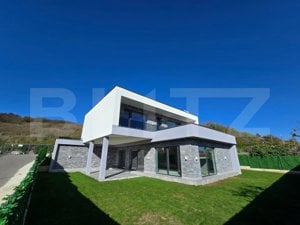 Casa de vanzare in Baciu, zona Sungarden, 583 mp, semifinasat modern - imagine 3