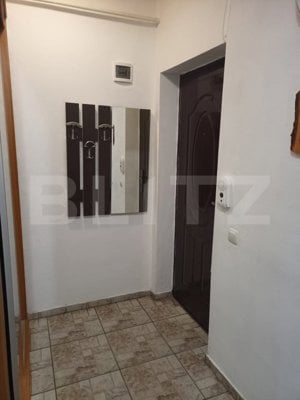 Apartament cu doua camere, Eroilor