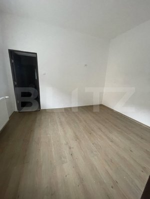 Proprietate cu 4 camere, 75 mp, zona ultracentrală  - imagine 2