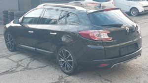 Renault Megane 2010 1.5 dci 110 cp Navigatie mare Camera fata-spate Lumini de zi Euro 5 - imagine 5