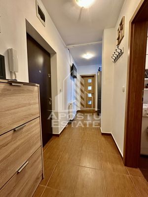 Apartament decomandat cu 2 camere, mobilat, zona centrala, Giroc - imagine 6