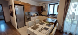 Apartament spatios 3 camere ,bloc privat zona Horbach - imagine 5