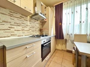 Apartament cu 3 camere de vânzare în zona Podgoria - imagine 10