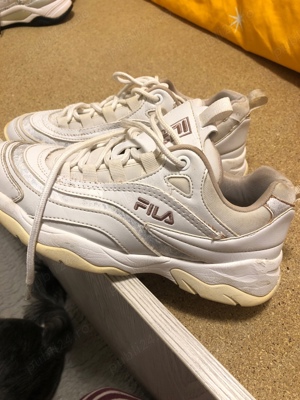 adidasi fila 