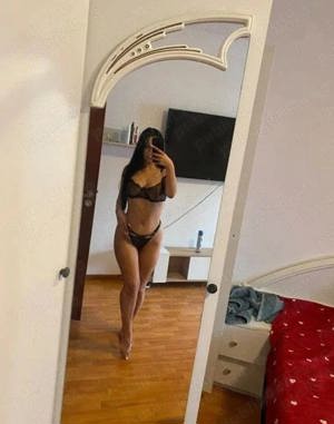 Poze reale 100%fac si sărutări 