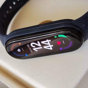 Xiaomi Mi Smart Band 6 cu bratari incluse incarcator si cutie - imagine 5