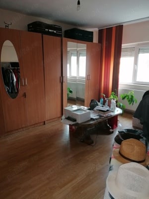 Vând apartament cu 3 camere  - imagine 3