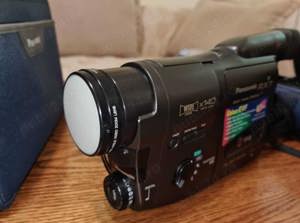  Camera video Panasonic NV-RX7EN Slim Palmcorder VHS-C