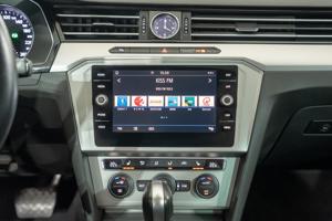 Volkswagen Passat 2.0TDI Variant DSG "Highline" - imagine 14