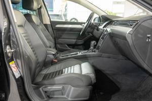 Volkswagen Passat 2.0TDI Variant DSG "Highline" - imagine 18