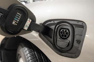 Jaguar I-Pace EV400 90kWh AWD - imagine 4