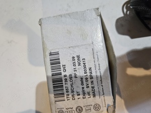 Suport centura siguranta spate Touran, cod 1T0857739BQVZ - imagine 2