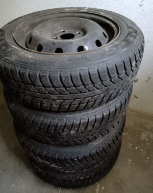 Vand roti Logan echipate de iarna si echilibrate - Bucuresti - 1600 Lei - preluare directa sect 3