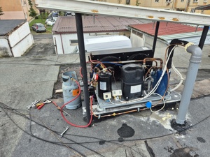 Reparatii profesionale frigidere, frigorifice, racitoare lapte si aparate de climatizare Sibiu