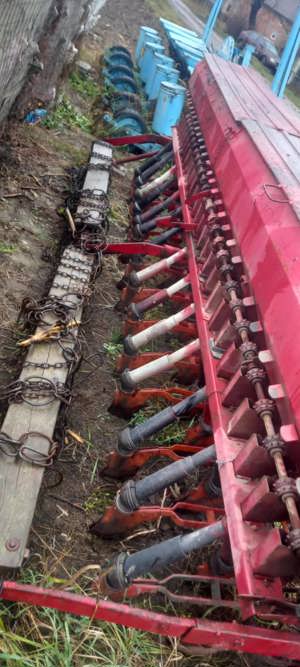 vand disc si o semanatoare paioase si o prasitoare - imagine 4