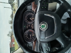 Skoda Superb 2.0TDI  - imagine 6