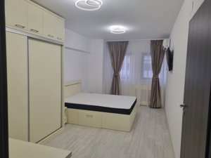 Apartament 3 camere, 90 mp, semi-decomandat, centrala proprie, Moghioros Park  - imagine 4