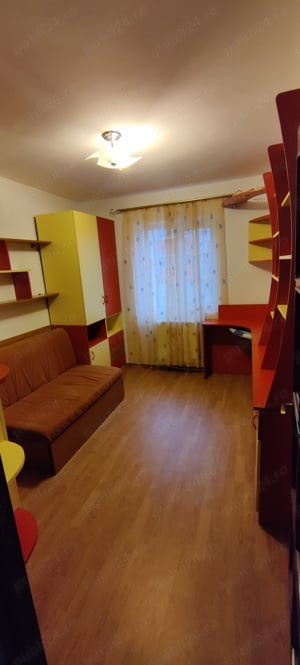 Apartament cu 3 camere, etaj 1, mobilat si utilat, ultracentral - imagine 4