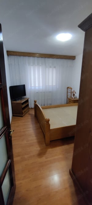 Apartament cu 3 camere, etaj 1, mobilat si utilat, ultracentral - imagine 3