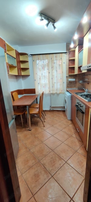 Apartament cu 3 camere, etaj 1, mobilat si utilat, ultracentral - imagine 5