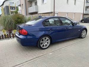 Usi BMW E90  cod culoare LeMans Blau