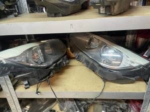 Faruri LCI BMW e92 e93 Xenon