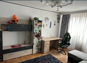 Apartament 3 camere, Mărăței, școala nr. 2, pret negociabil - imagine 3