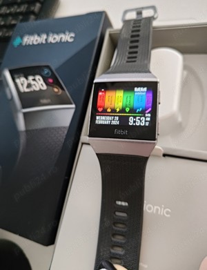 Fitbit Ionic pentru piese  - imagine 2
