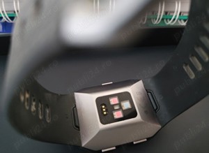 Fitbit Ionic pentru piese  - imagine 4