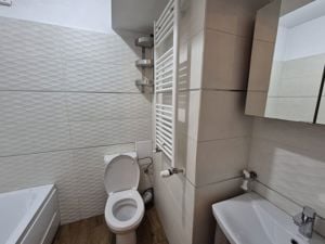 Apartament cu 2 camere bloc 2017 - piata Victoriei - imagine 6