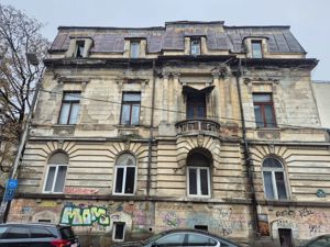 Vila interbelică de vânzare, ultracentrală – oportunitate de renovare - imagine 5