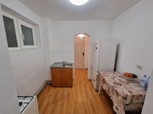 Vând apartament 3 camere Slatina, Olt  - imagine 6