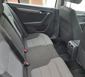 Passat B7 din 2012 - imagine 2